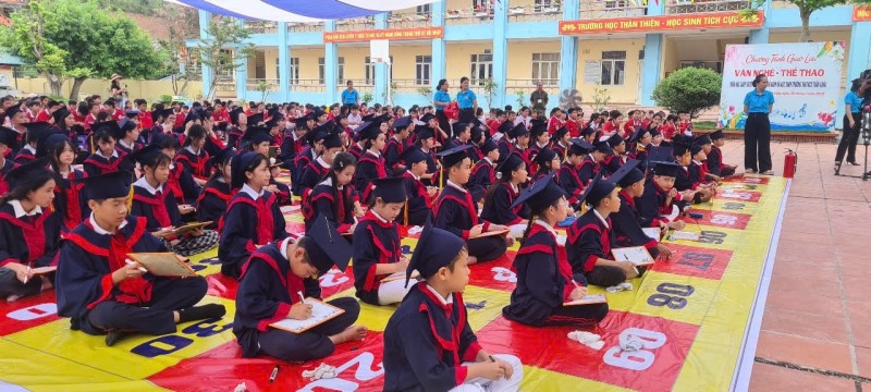 Trường TH&THCS Tuần Châu phối hợp với Công an Phường Tuần Châu tổ chức Hội thi Báo Cháy - 114 cấp trường năm 2025.
