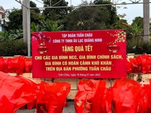 TẬP ĐOÀN TUẦN CHÂU CHĂM LO TẾT CHO CÁC ĐỐI TƯỢNG CHÍNH SÁCH 