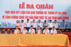 LỄ RA QUÂN TUYÊN TRUYỀN ĐẢM BẢO TRẬT TỰ, AN TOAN GIAO THÔNG